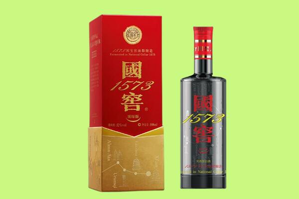 东阿县回收国窖1573.jpg